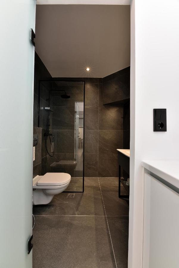 Phaedrus Living City Center Luxury Flat Skoufa Athene Buitenkant foto